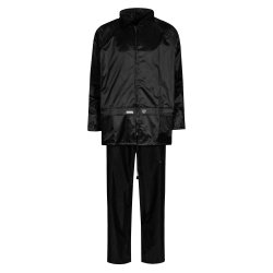 Regnst med jakke og bukser