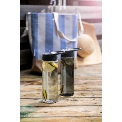 Vandflaske med sugerr