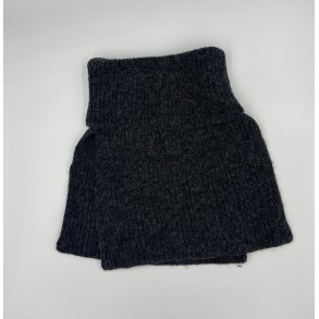 Strikket Halsedisse - Koksgr