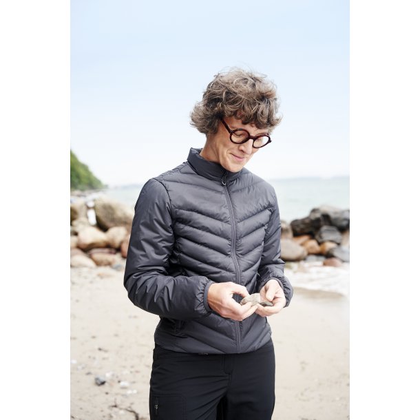 Padded stretch jacket