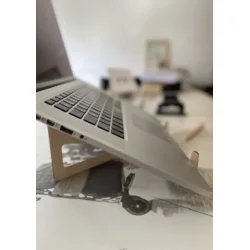 Laptop holder